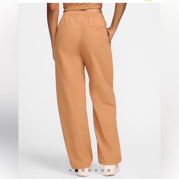 Nike Sportswear Everything Wovens Mid-rise Women’s Pants - Picture 2 of 11